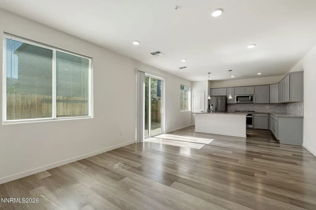 4903 Black Falcon Sun Valley NV 89433