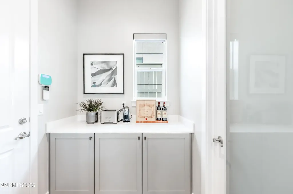 105 Bridlemoor Reno NV 89511