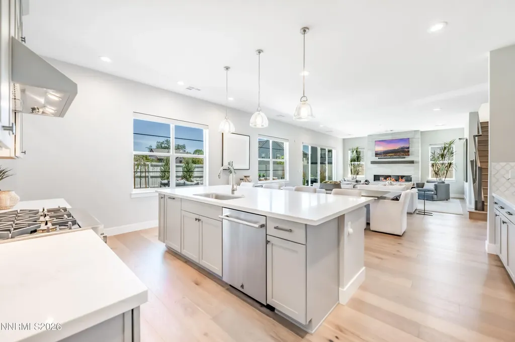 105 Bridlemoor Reno NV 89511
