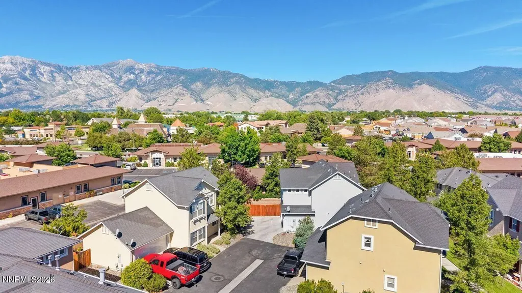 1642 Minden Village Minden NV 89423