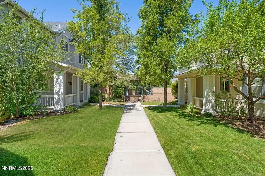 1642 Minden Village Minden NV 89423