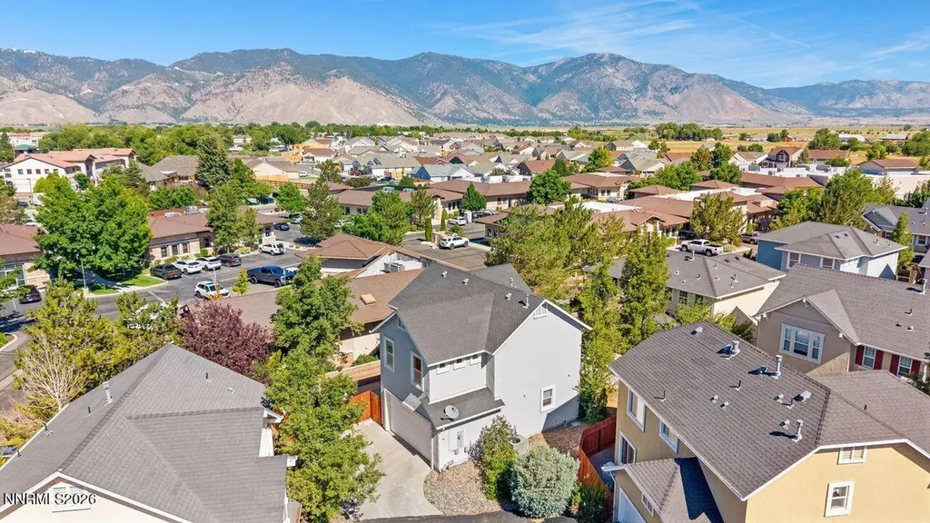 1642 Minden Village Minden NV 89423