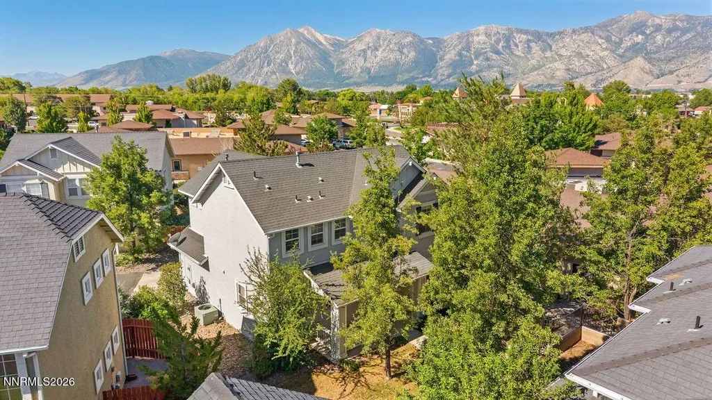 1642 Minden Village Minden NV 89423