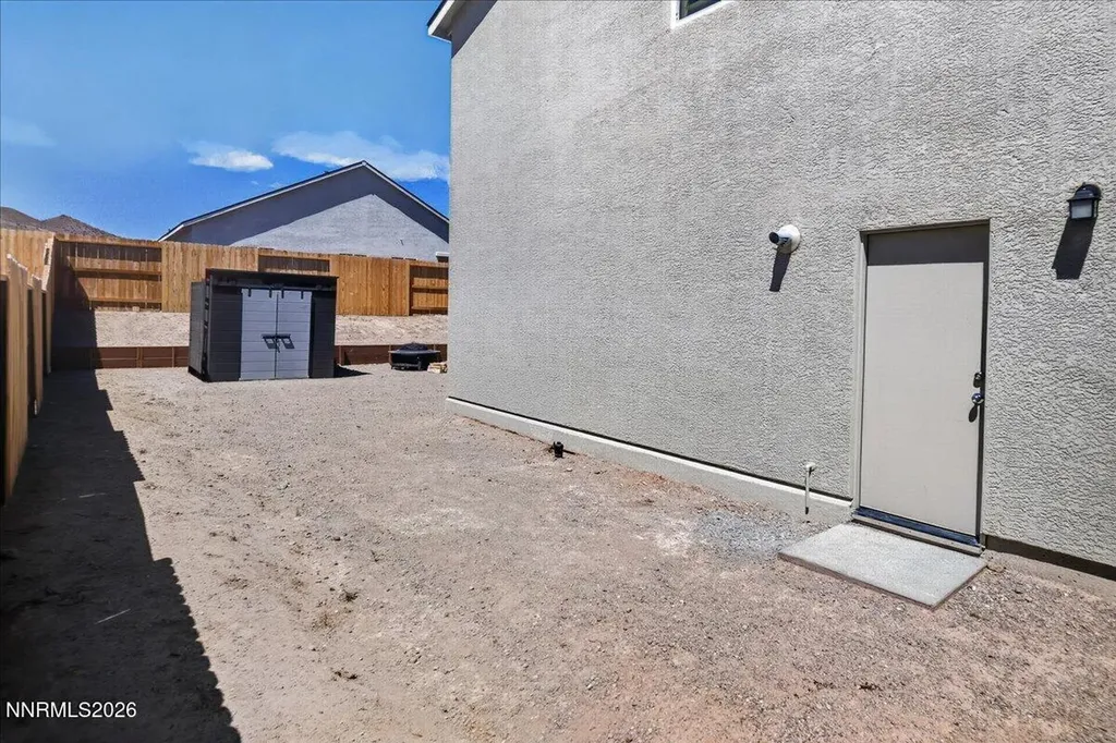 610 Union Dayton NV 89403