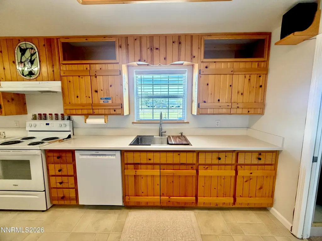 4262 Margoree Fallon NV 89406