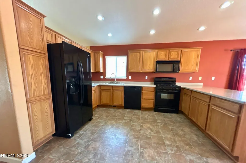 17630 White Tail Reno NV 89508