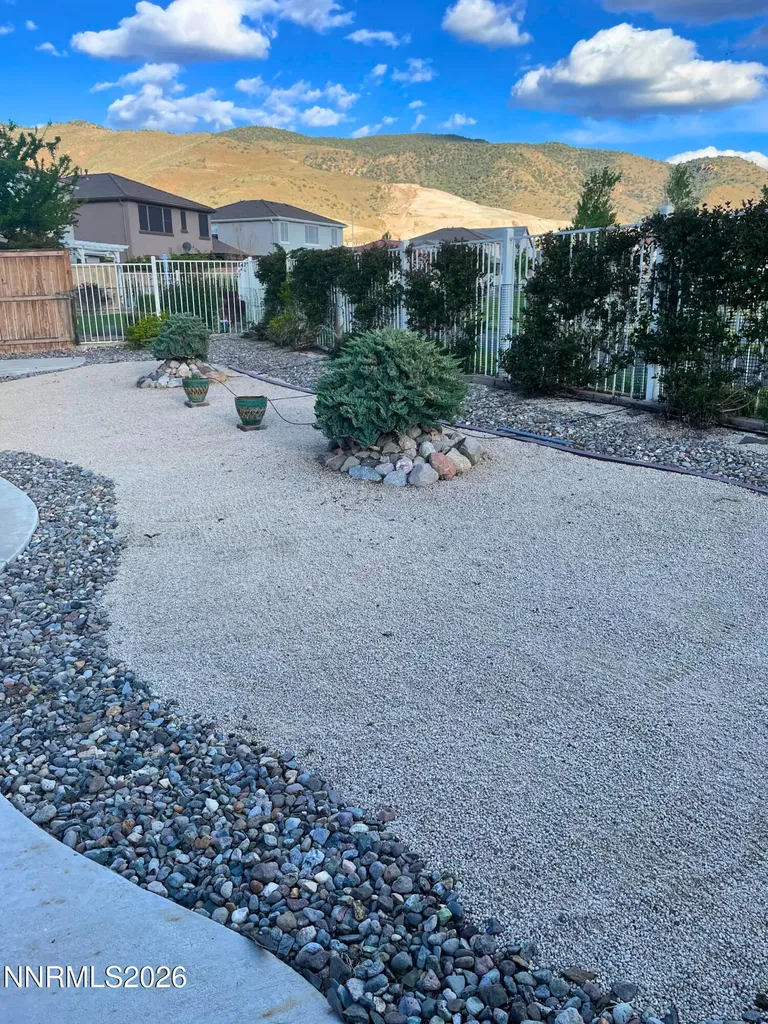 10687 Fire Poppy Reno NV 89521