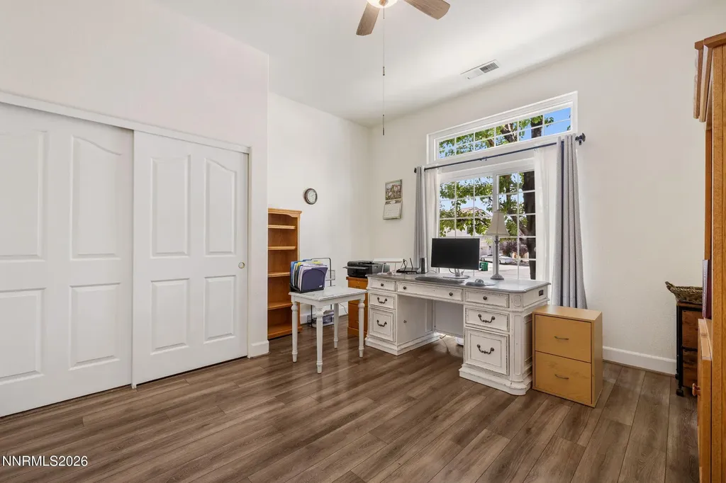 1064 Ridgefield Carson City NV 89706