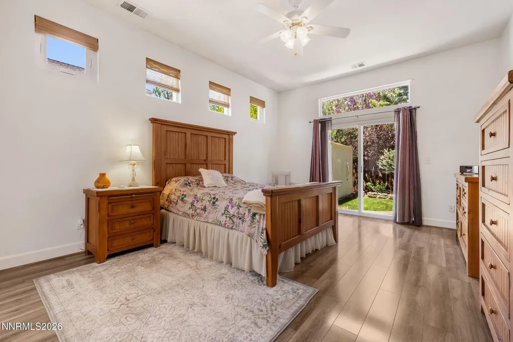1064 Ridgefield Carson City NV 89706
