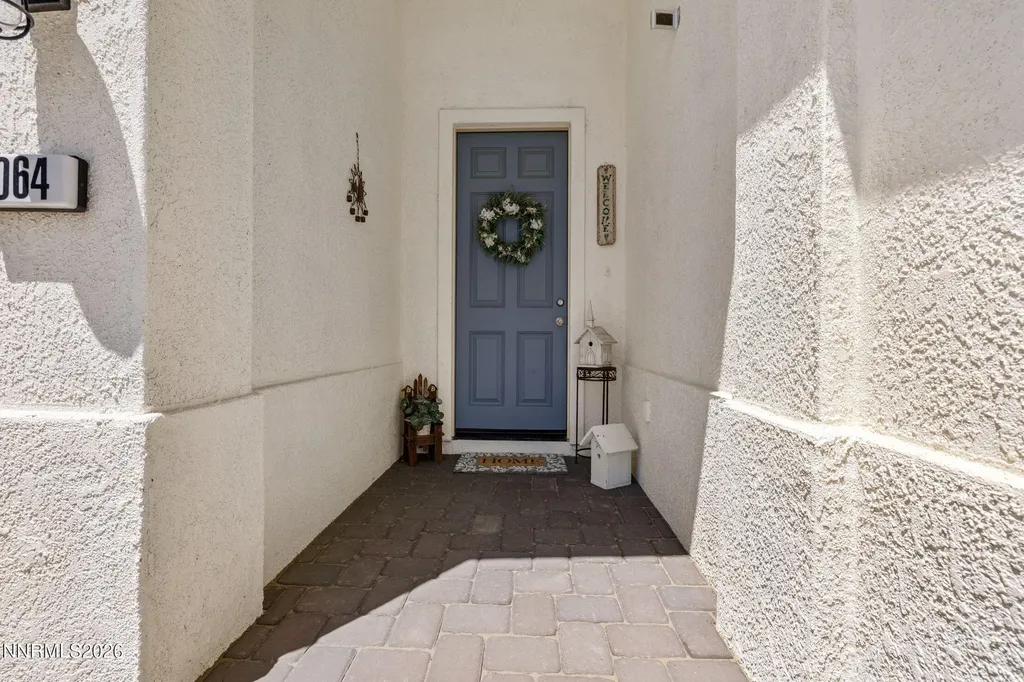 1064 Ridgefield Carson City NV 89706
