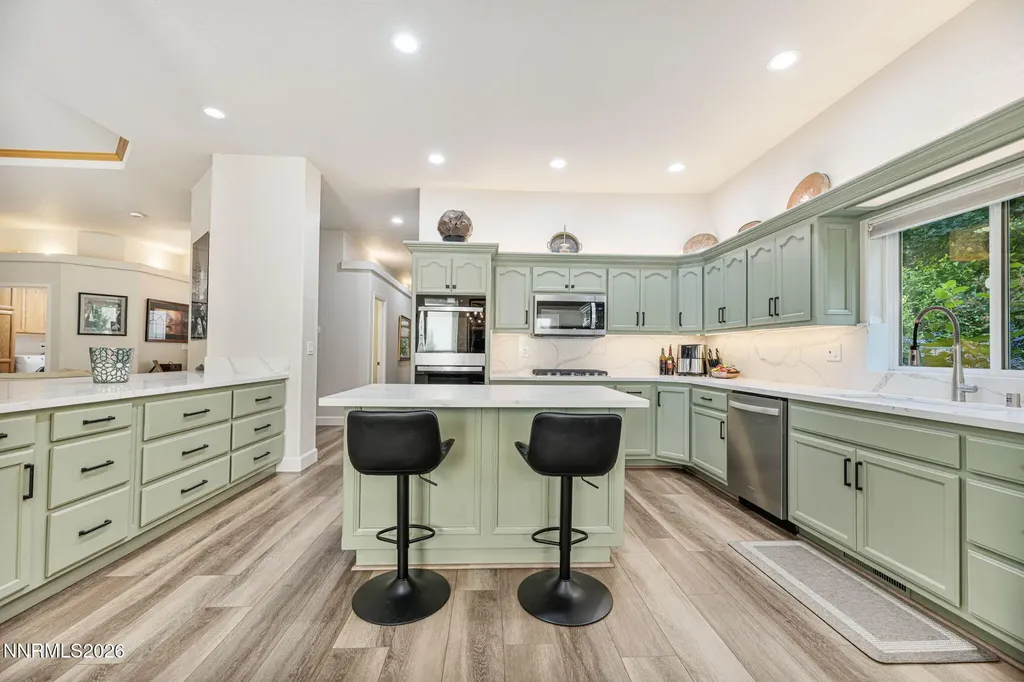 965 Springfield Gardnerville NV 89460