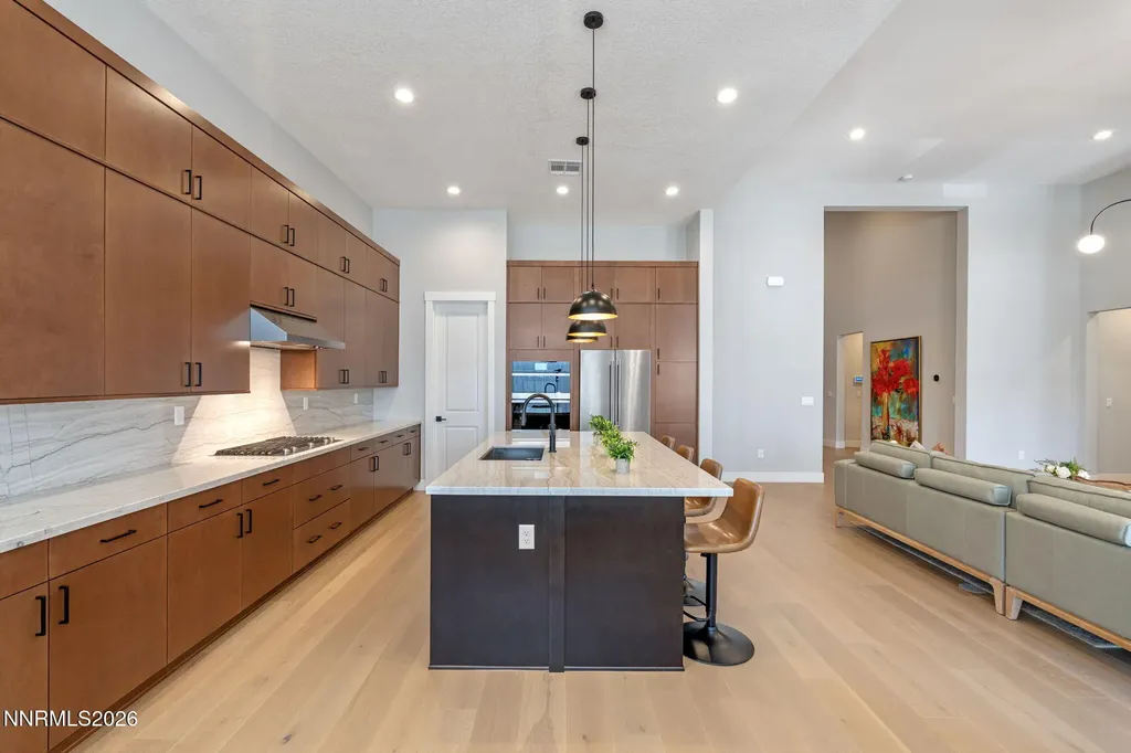 5418 Side Saddle Reno NV 89511