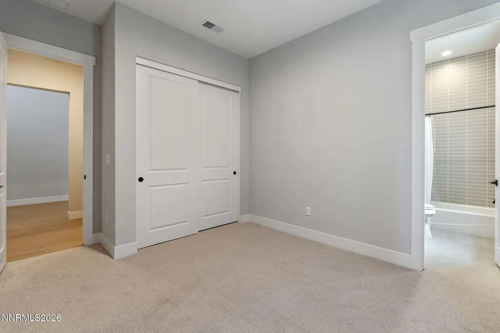 5418 Side Saddle Reno NV 89511