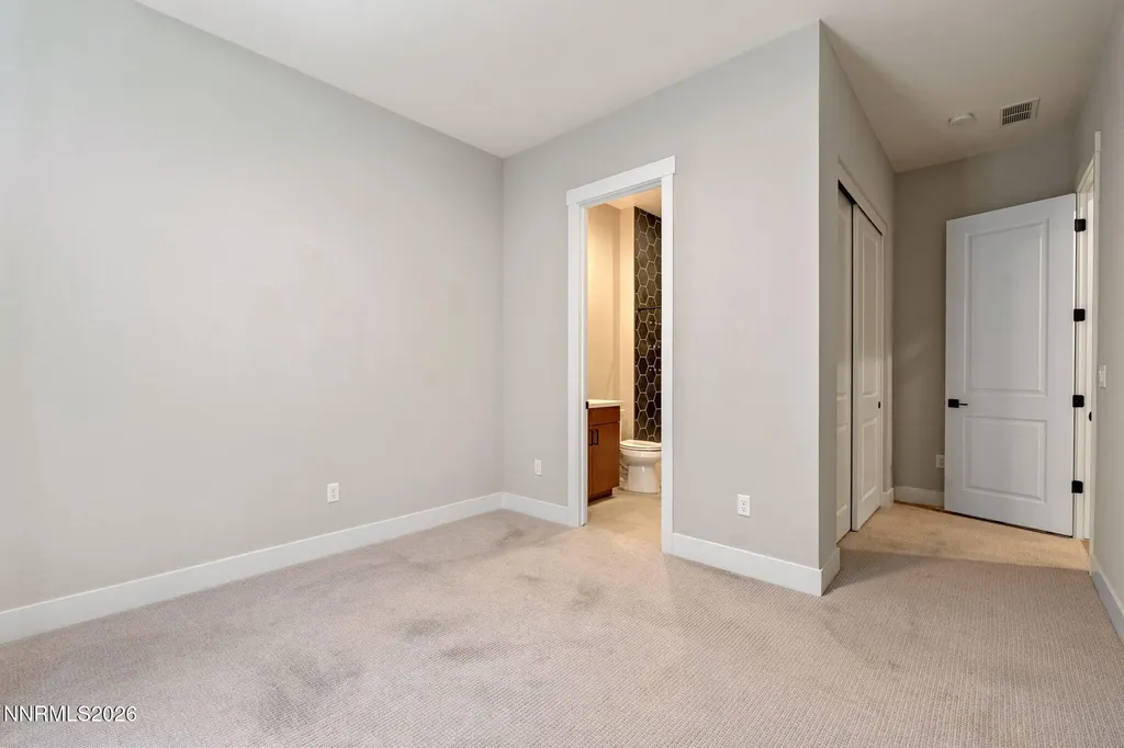 5418 Side Saddle Reno NV 89511
