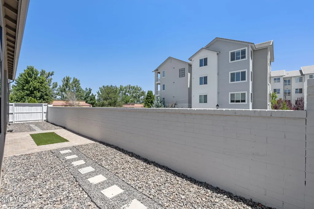 5418 Side Saddle Reno NV 89511