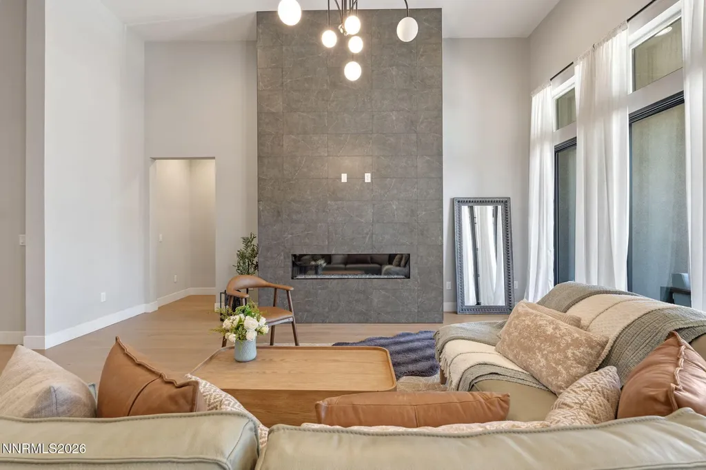5418 Side Saddle Reno NV 89511