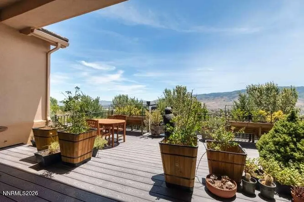 8631 Eagle Chase Reno NV 89523
