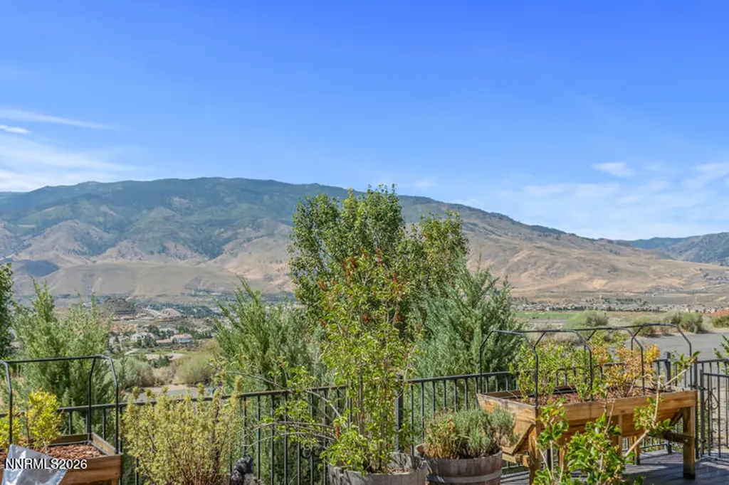 8631 Eagle Chase Reno NV 89523