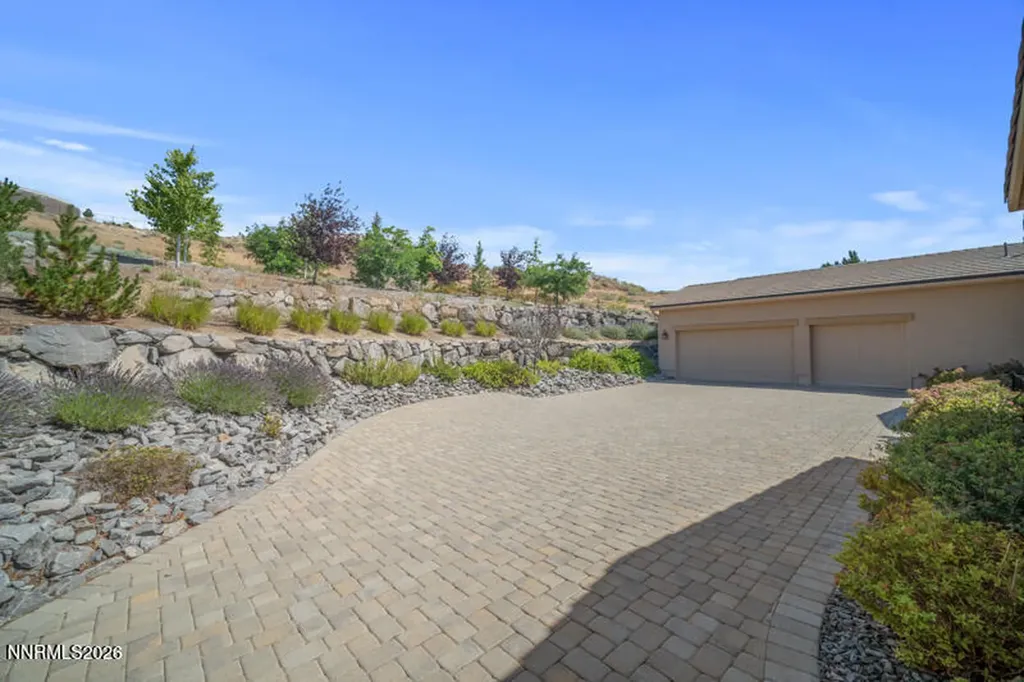 8631 Eagle Chase Reno NV 89523