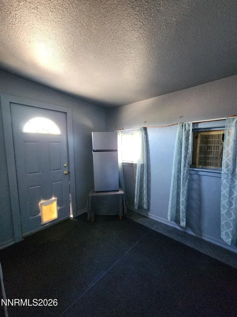 3660 Cypress Silver Springs NV 89429