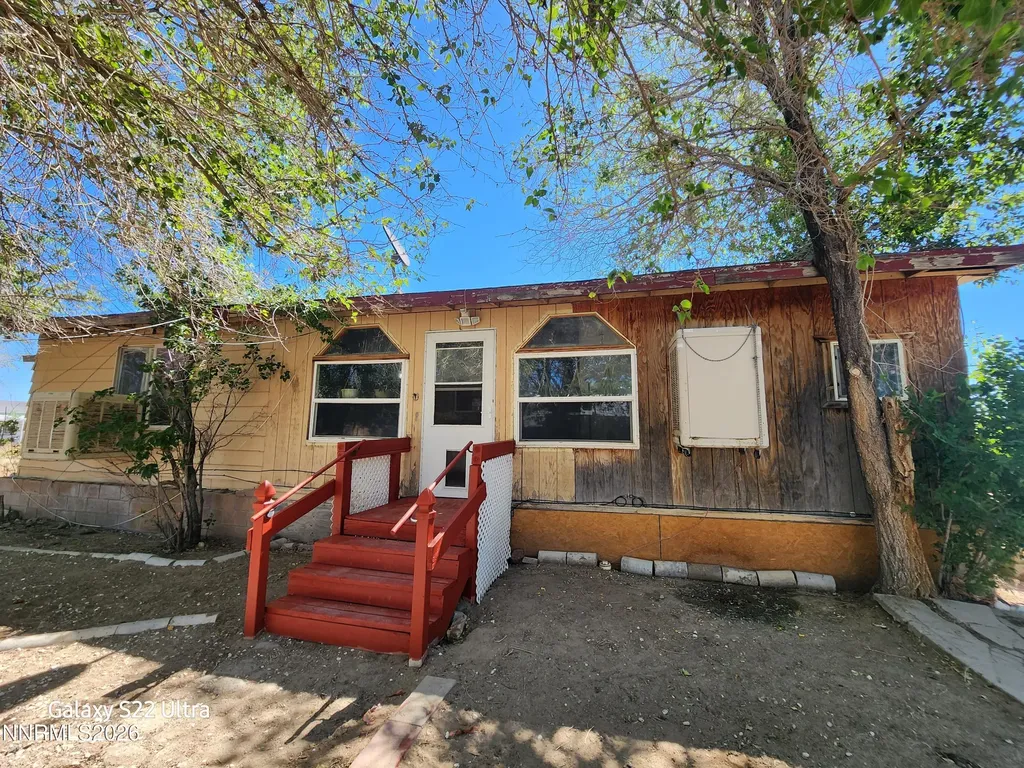 3660 Cypress Silver Springs NV 89429