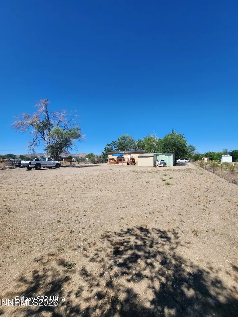 3660 Cypress Silver Springs NV 89429