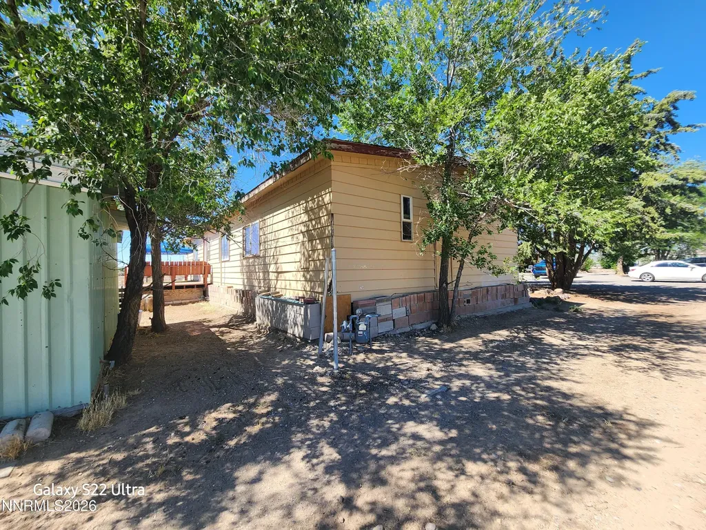 3660 Cypress Silver Springs NV 89429
