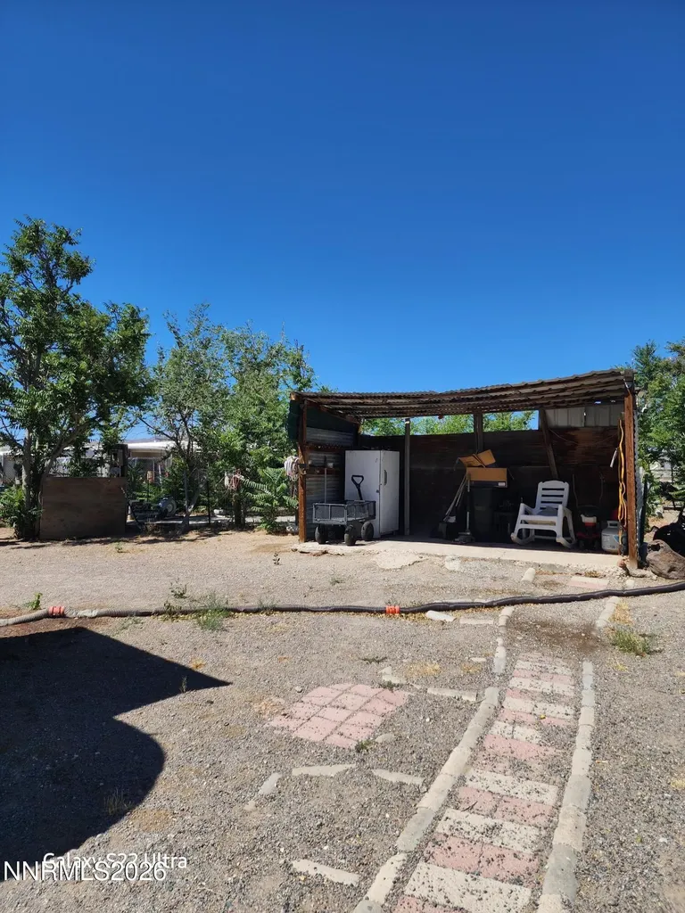 3660 Cypress Silver Springs NV 89429
