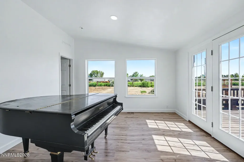 5285 Allegre Fallon NV 89406