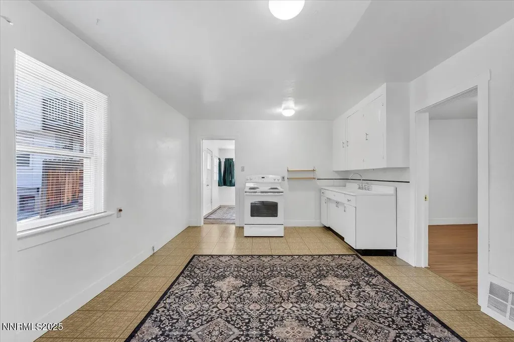 1145 Seminary Reno NV 89503
