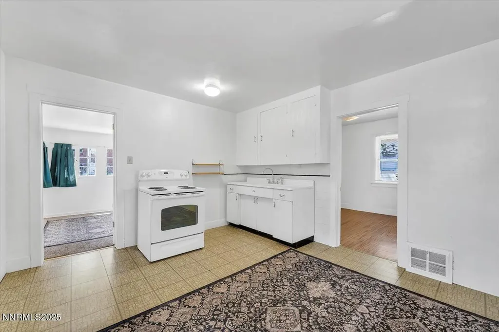 1145 Seminary Reno NV 89503