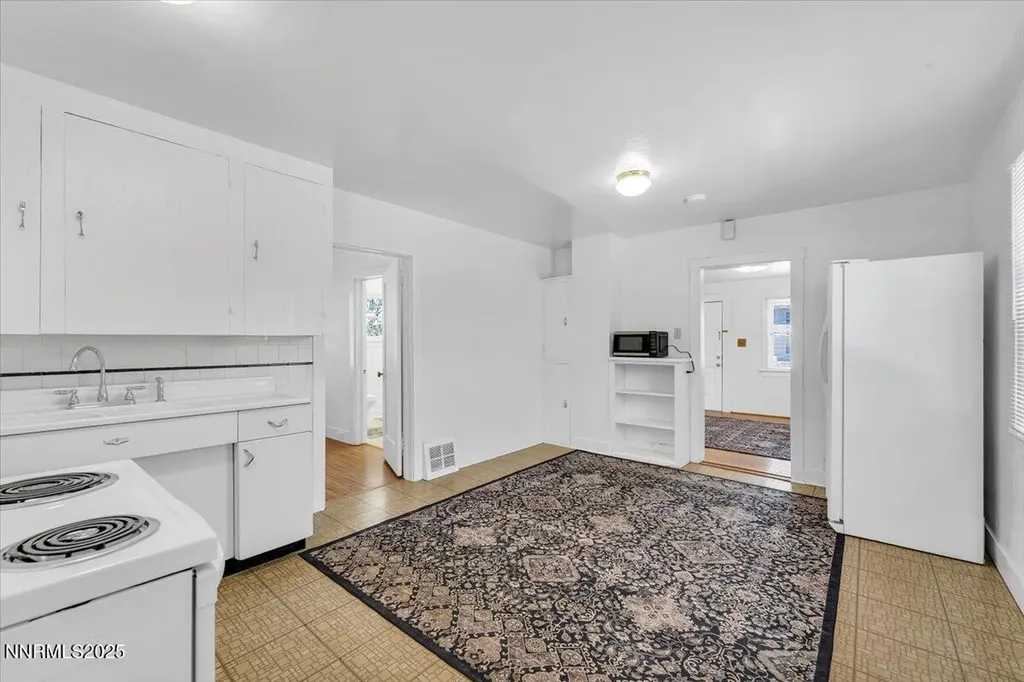 1145 Seminary Reno NV 89503