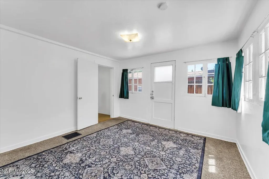 1145 Seminary Reno NV 89503