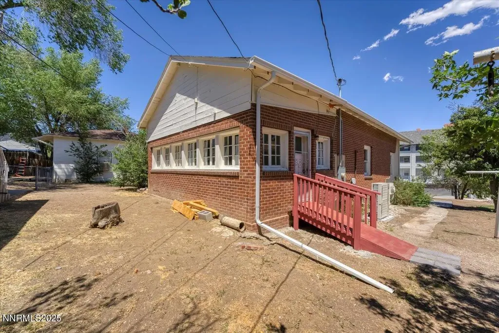 1145 Seminary Reno NV 89503
