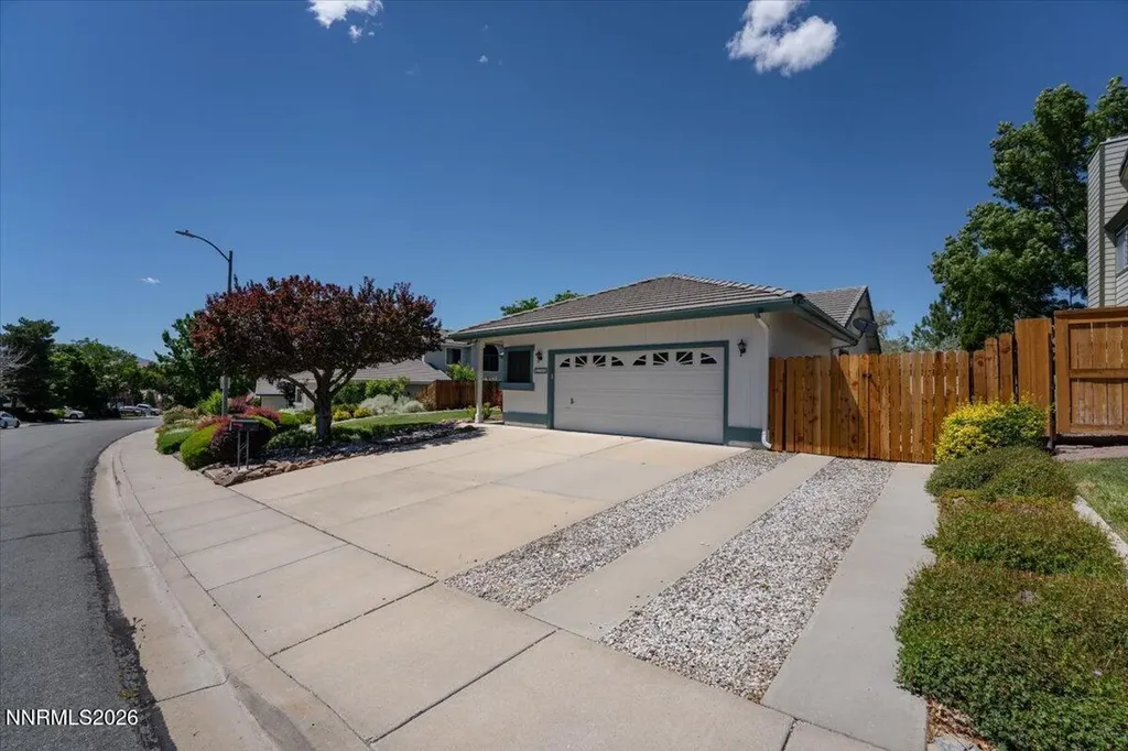 5191 Palo Alto Sparks NV 89436
