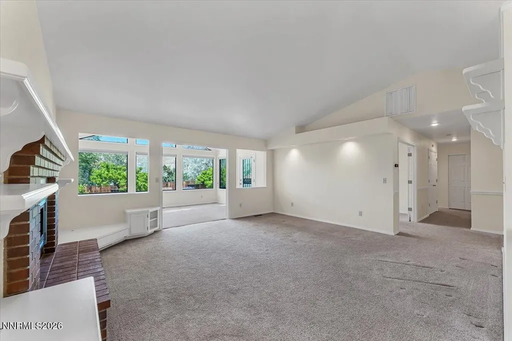 5191 Palo Alto Sparks NV 89436