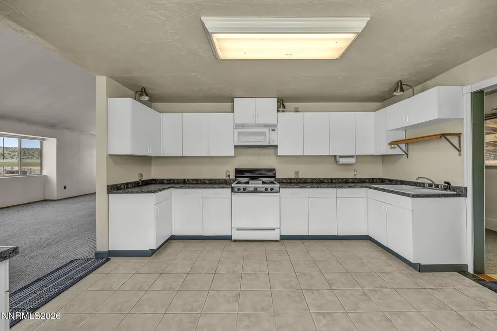 3490 Dry Lake Reno NV 89521