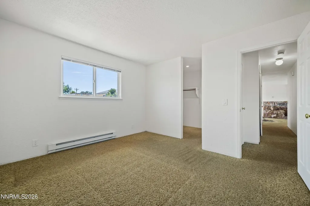 1442 Topaz Gardnerville NV 89460