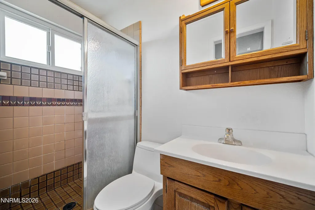 1442 Topaz Gardnerville NV 89460