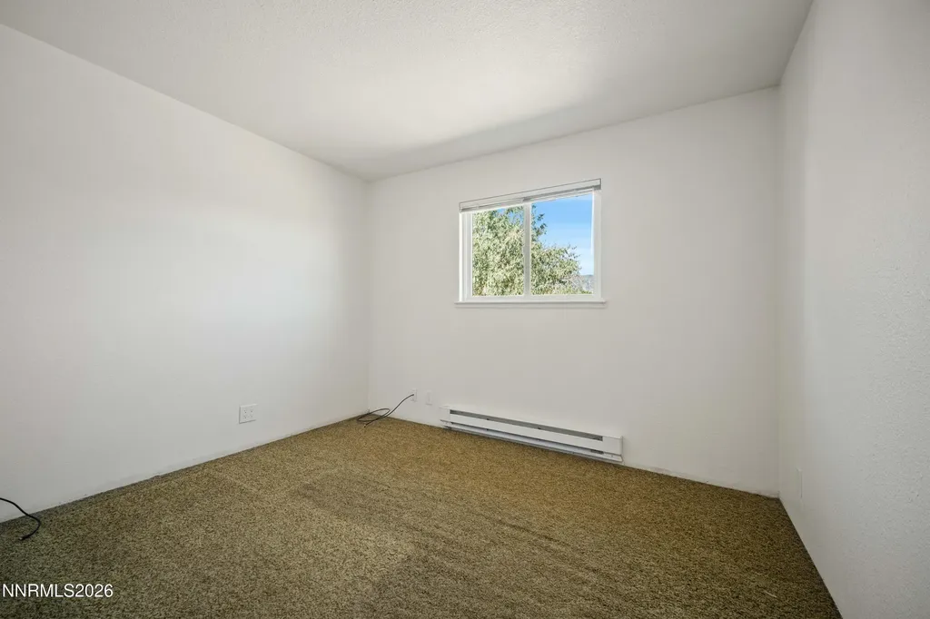1442 Topaz Gardnerville NV 89460