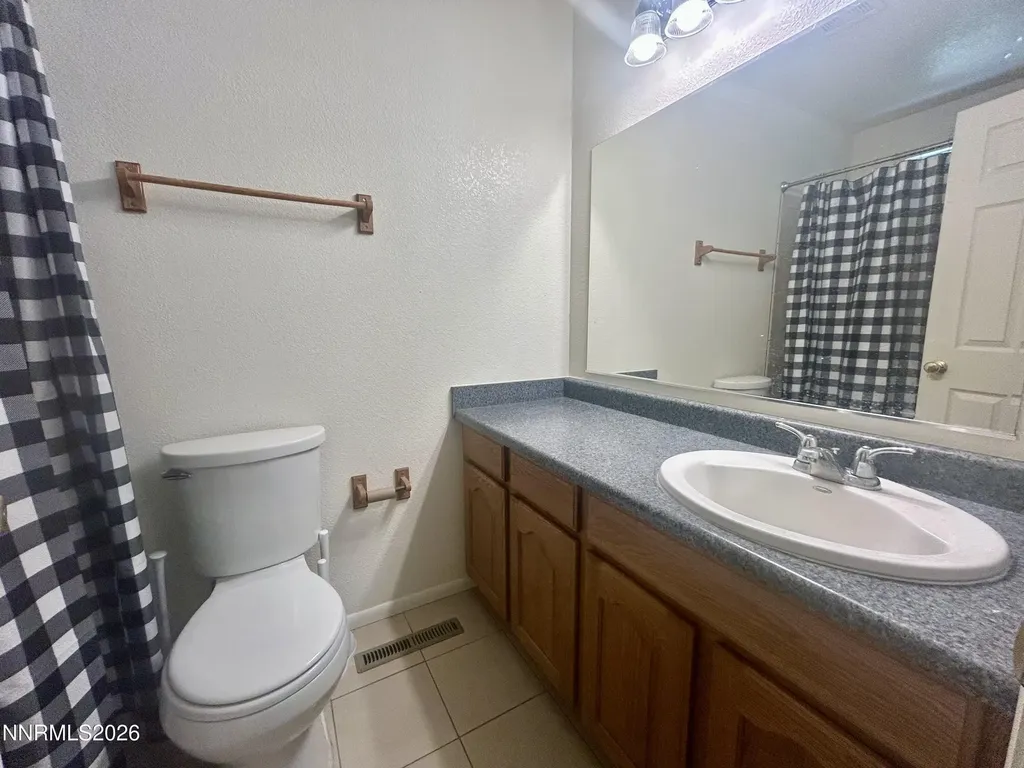 630 Ross Winnemucca NV 89445