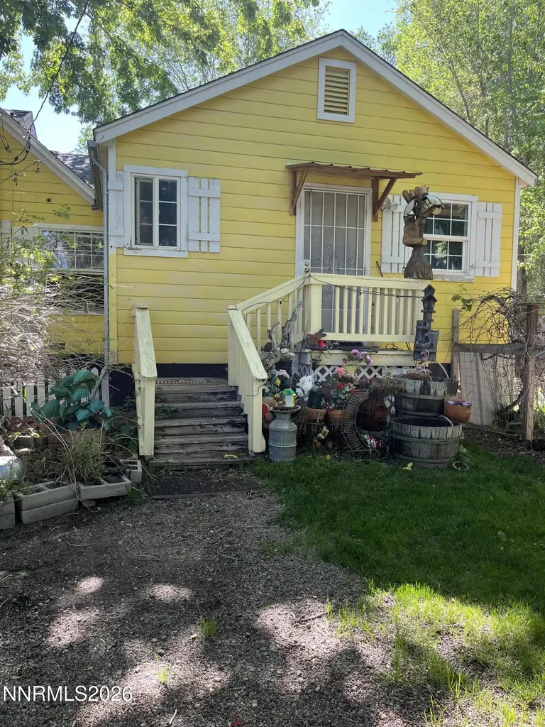 834 Bridge Yerington NV 89447