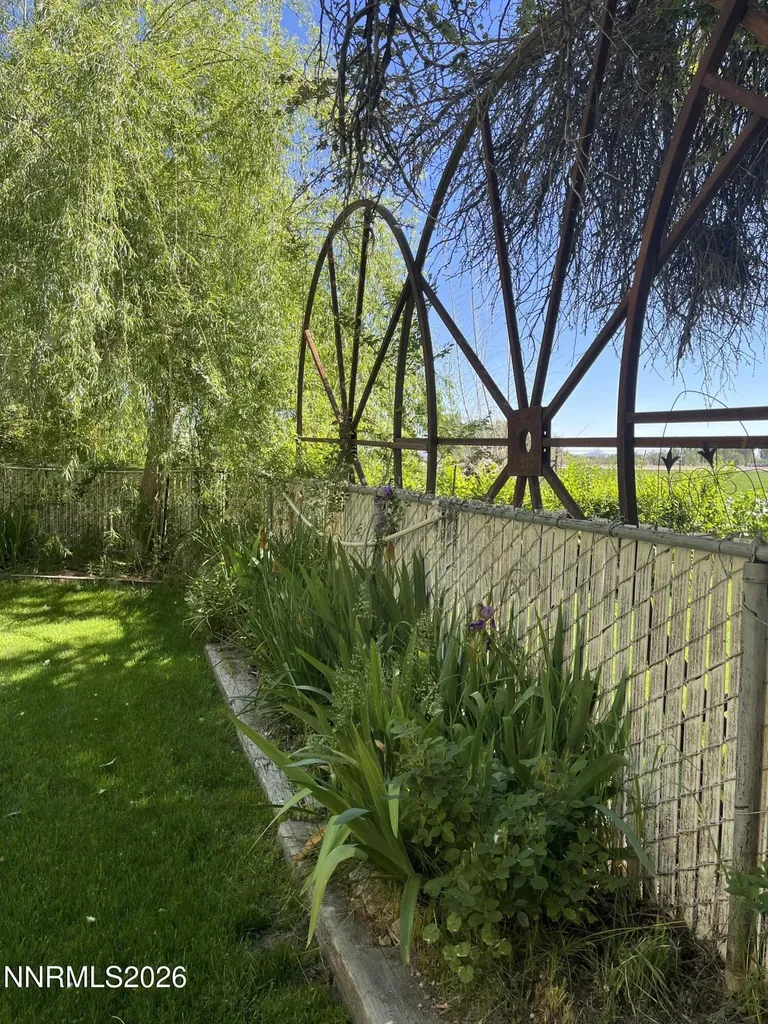 834 Bridge Yerington NV 89447