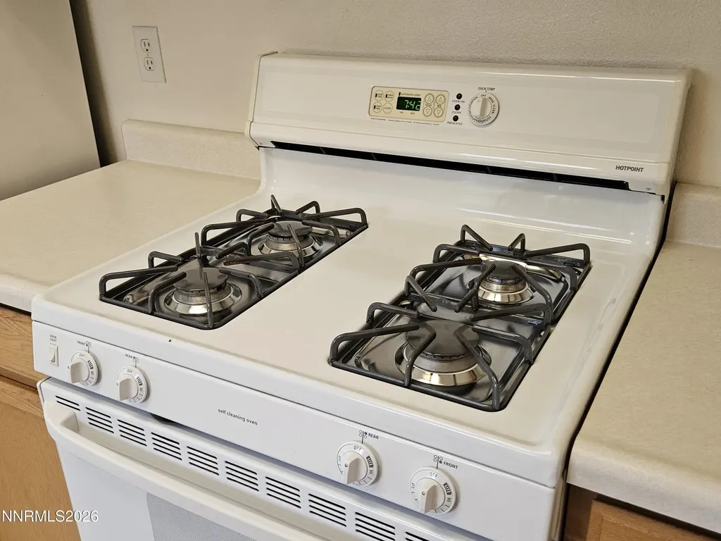 342 Garden Fernley NV 89408