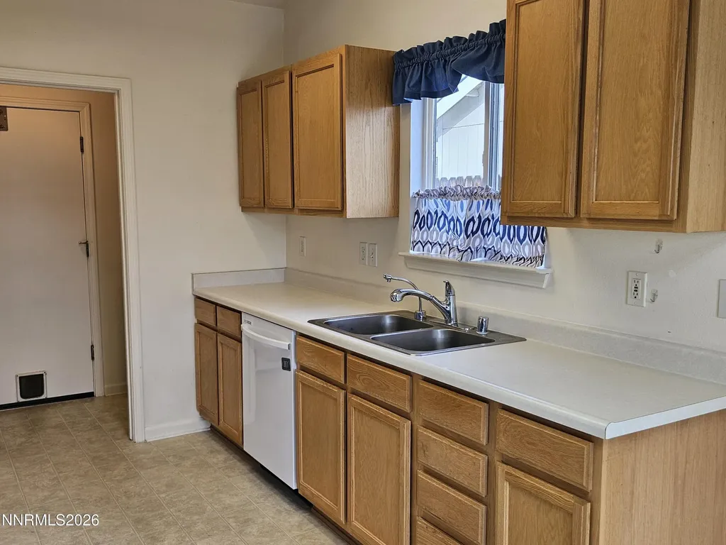 342 Garden Fernley NV 89408