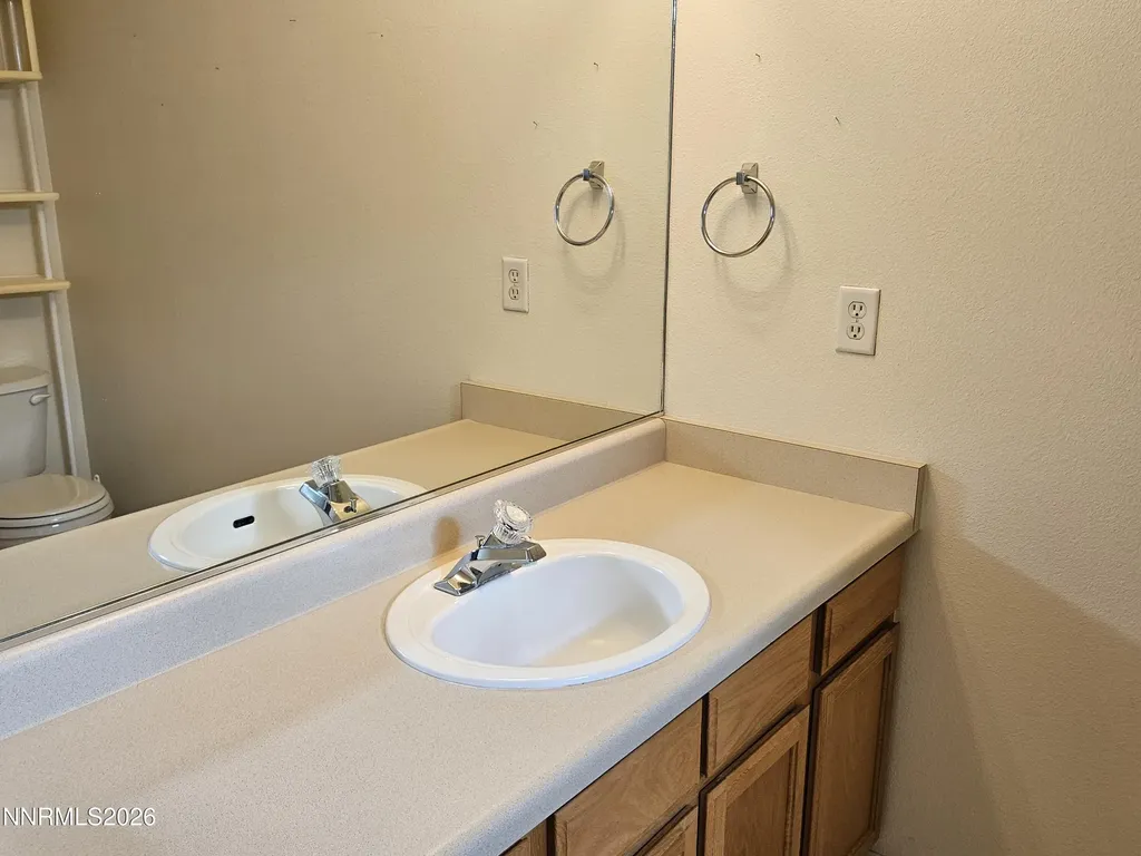 342 Garden Fernley NV 89408