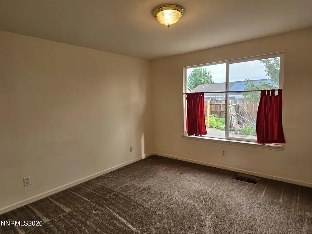 342 Garden Fernley NV 89408