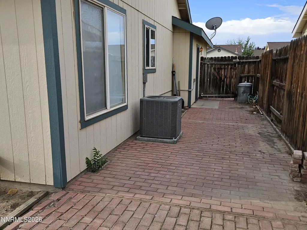 342 Garden Fernley NV 89408