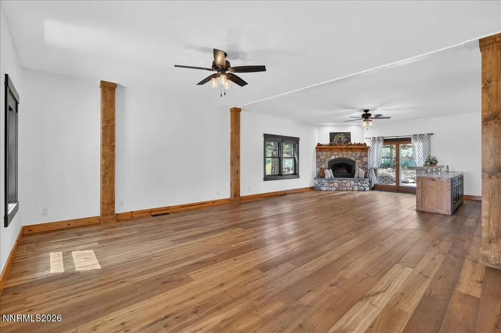 16925 Mt Rose Reno NV 89511