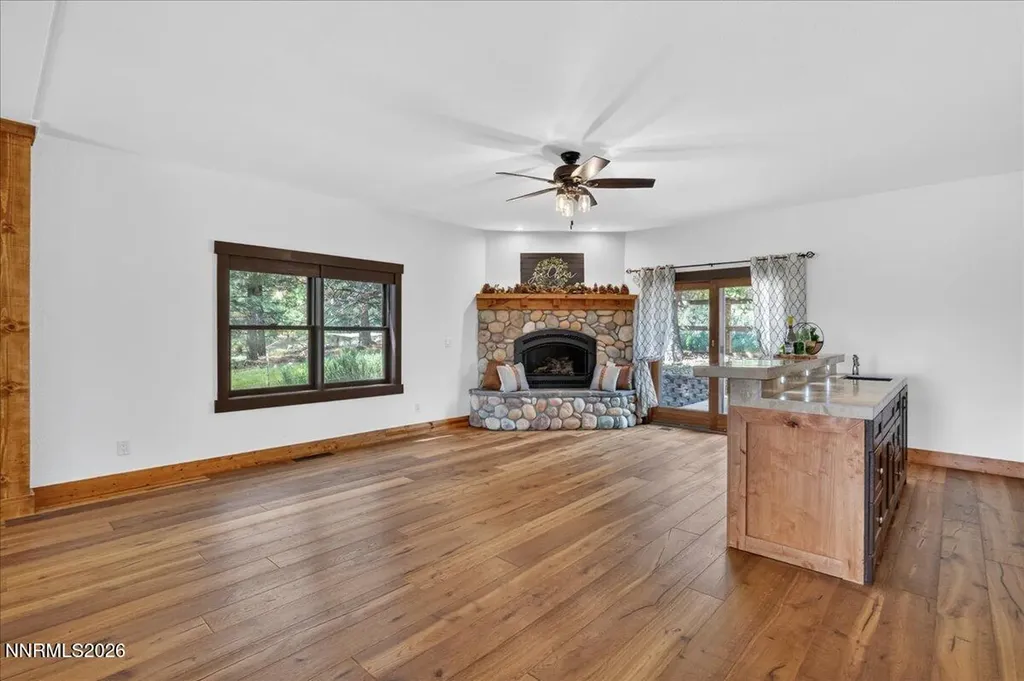 16925 Mt Rose Reno NV 89511